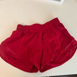 red lululemon hotty hot shorts